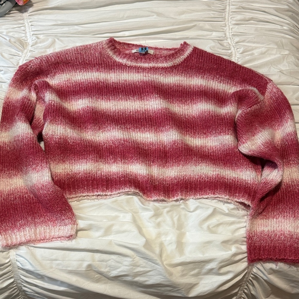 BB Dakota womens medium striped Sweater pink and white cropped loose sleeves sof